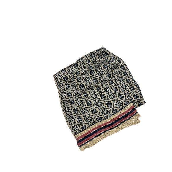 Patterned Knit Scarf and Gloves Set - Picture 2 of 3